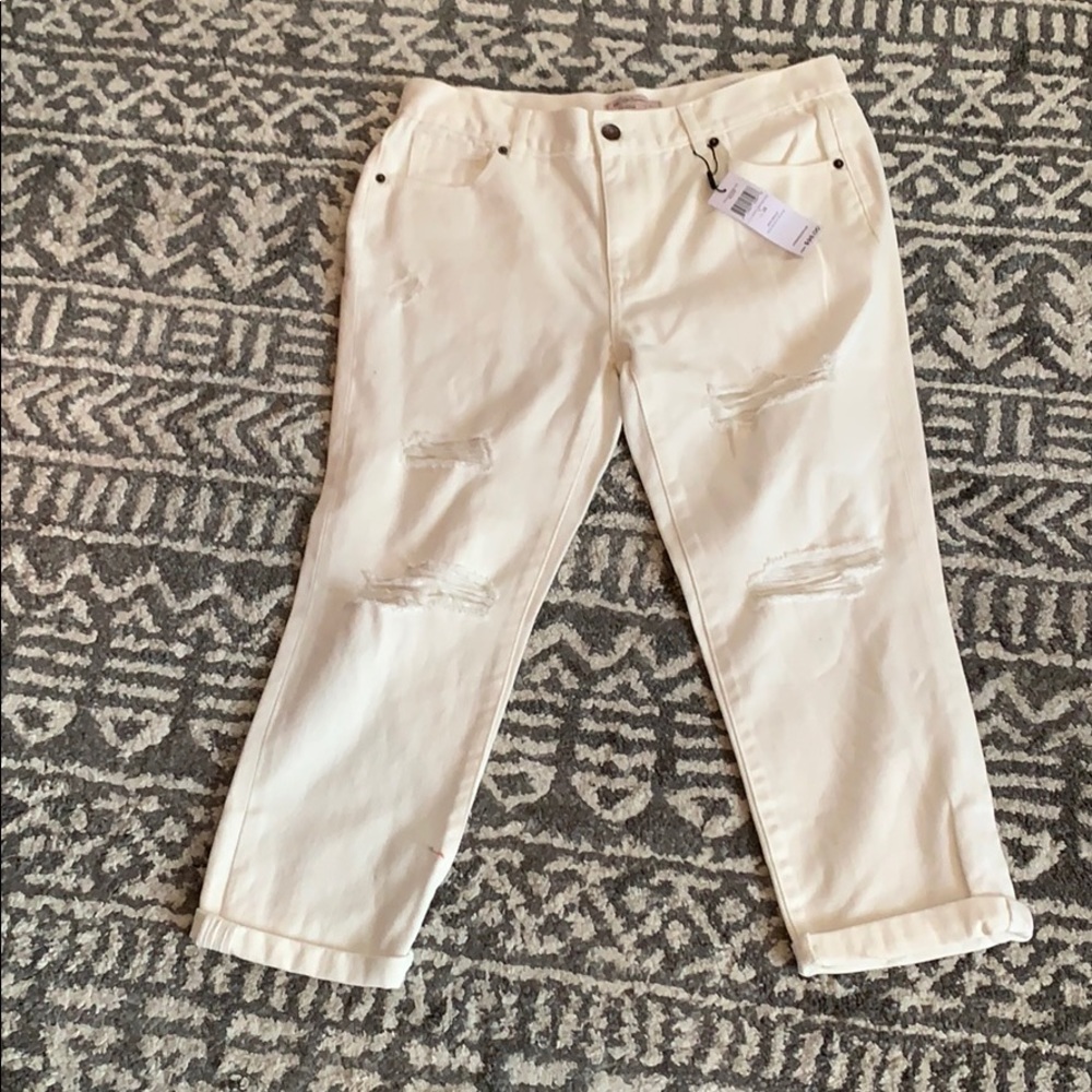 Ripped white jeans NWT